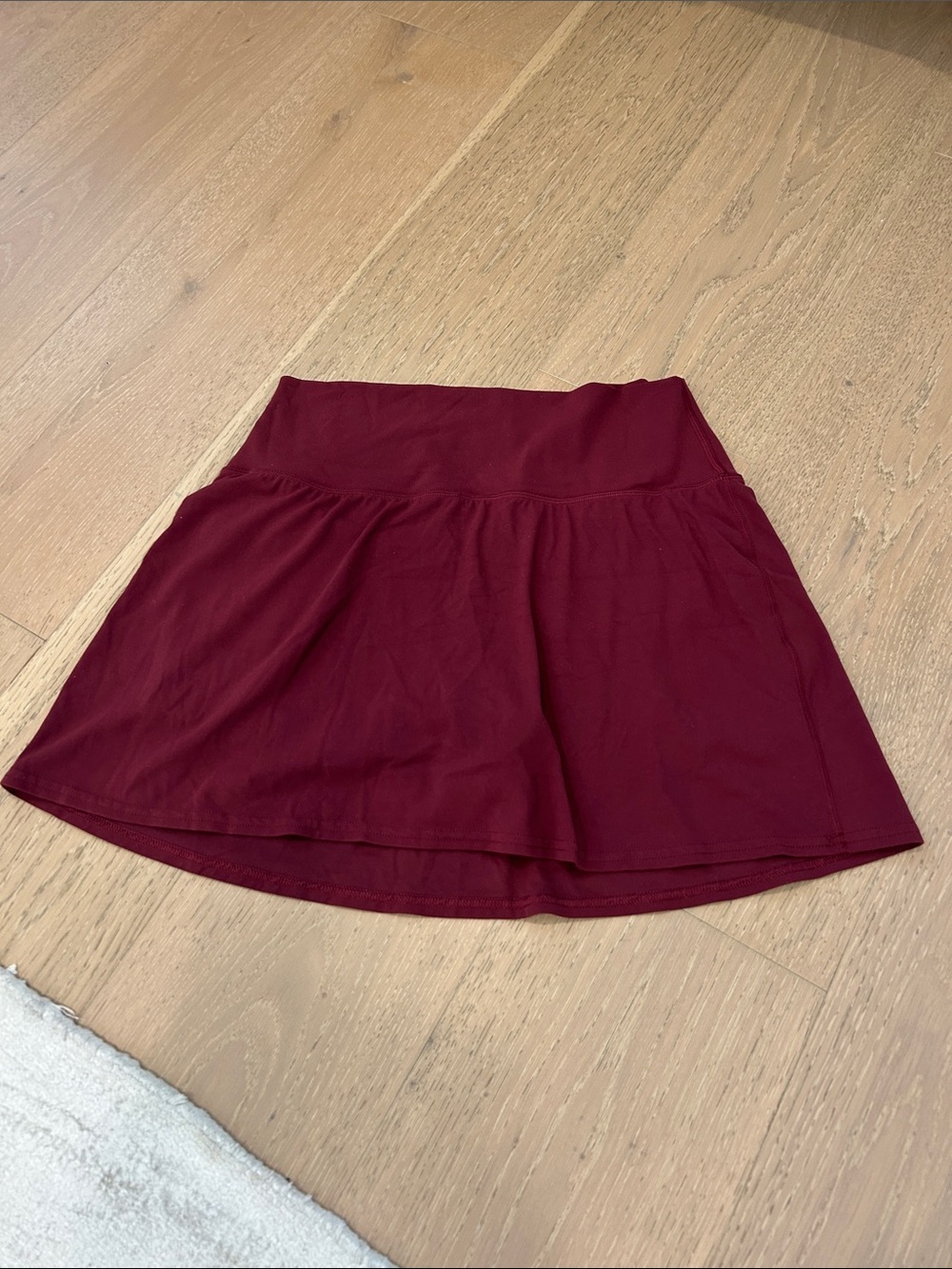 lululemon athletica Women's Maroon Circle Skirt - Picture 2 of 3